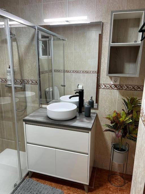 2 Bedroom Levante Beach Benidorm Dış mekan fotoğraf