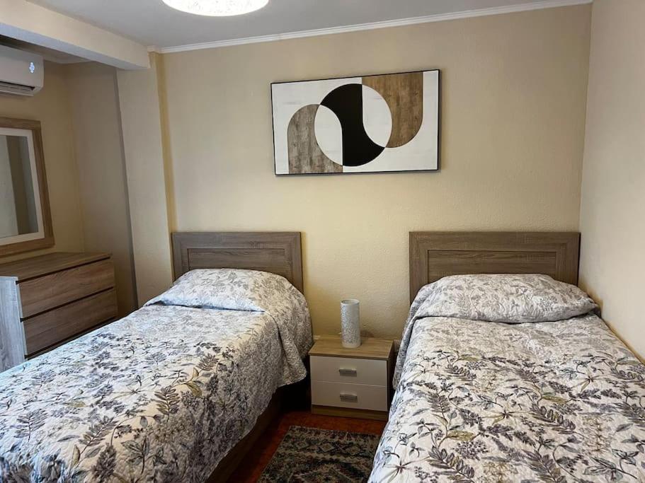 2 Bedroom Levante Beach Benidorm Dış mekan fotoğraf